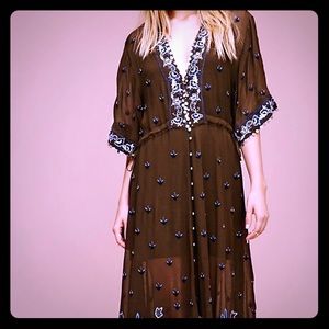 Free People “CALLIPOE EMBELLISHED MAXI” size Lge